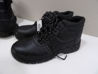 CHAUSSURES DE SÉCURITÉ : Taille 42 - x2 paires : Marque EP m… (photo 5)