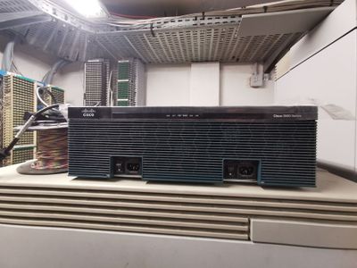 a radio sitting on top of a shelf in a room