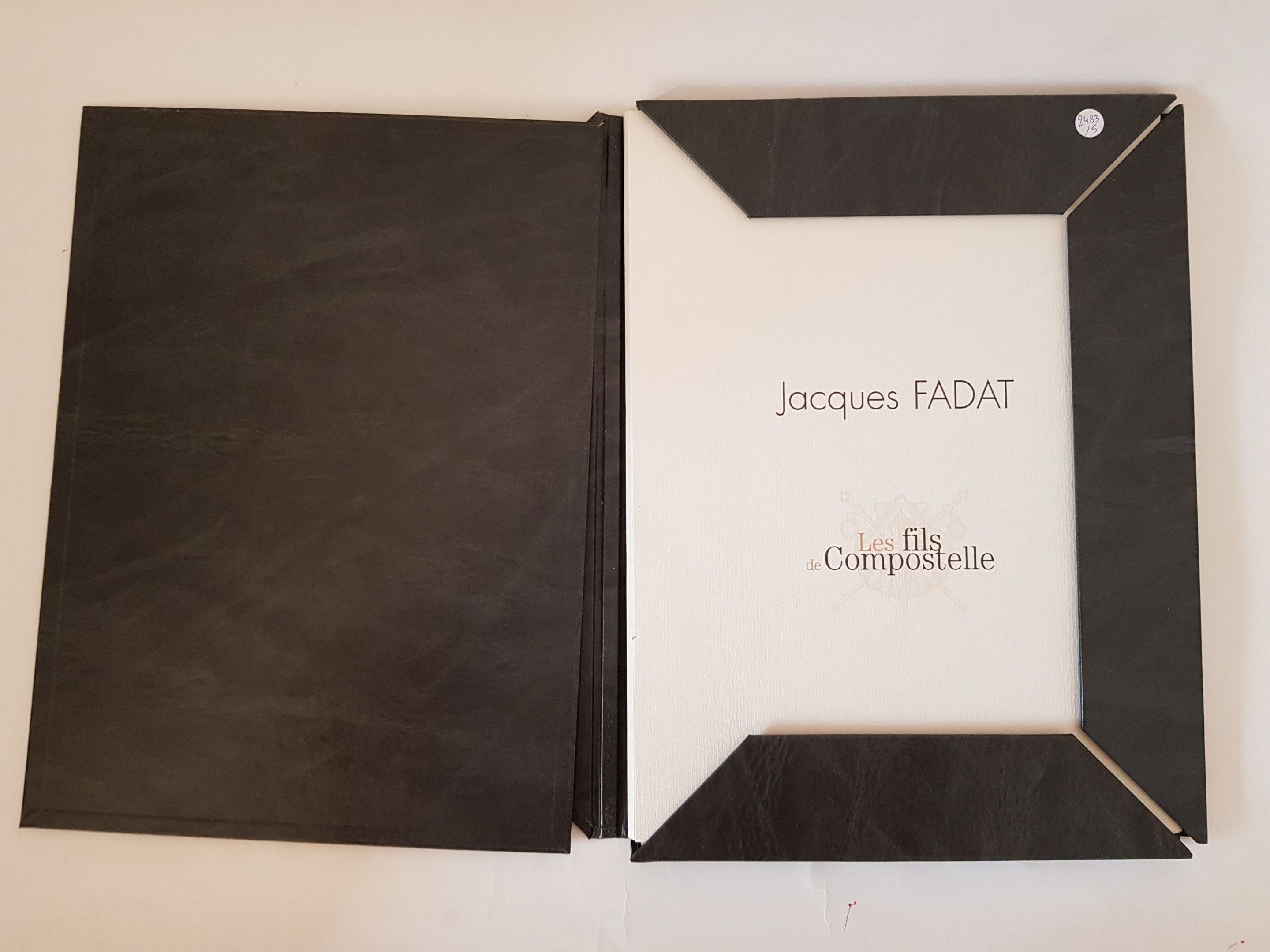 FADAT, Jacques (né en 1950) - Les fils de Compostelle - Folio sous emboîtage cartonné comportant 10 lithographies sig...