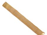 un bracelet en or 18 carats, signé Cartier