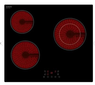 une plaque de cuisson noire et rouge équipée de trois feux