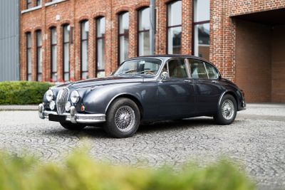 1962 – Jaguar Mk2 4.2 by Roadster Group Upgraded
