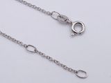 a close up of a silver chain with a clasp on it