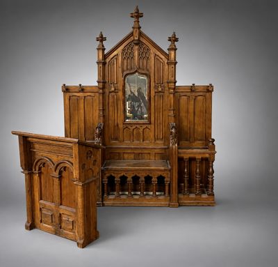 an image of a wooden bench with a mirror on top of it