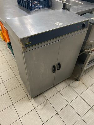 Un chauffe assiette en inox EUROBAR à 2 portes
