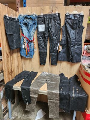 Lot de 7 vêtements femme, tailles 36, différents coloris.Les articles 