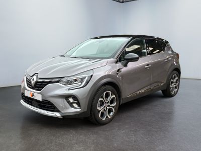 le nouveau renault c - cross suv est garé dans un showroom