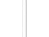 une image représentant un stylo blanc posé sur une surface blanche