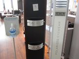 une photo d'un distributeur d'eau dans un magasin