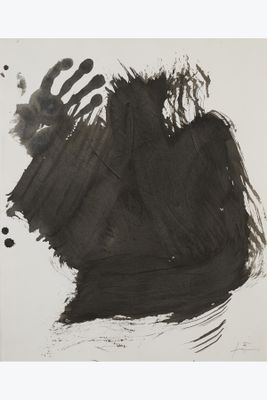 une image représentant un dessin en noir et blanc de la main d'une personne