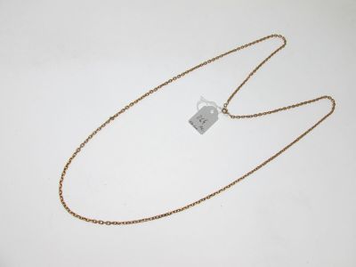 une chaîne en or à laquelle est accroché un cadenas