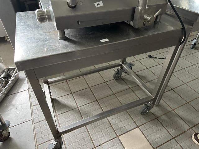 Desserte inox sur roulettes 90x60