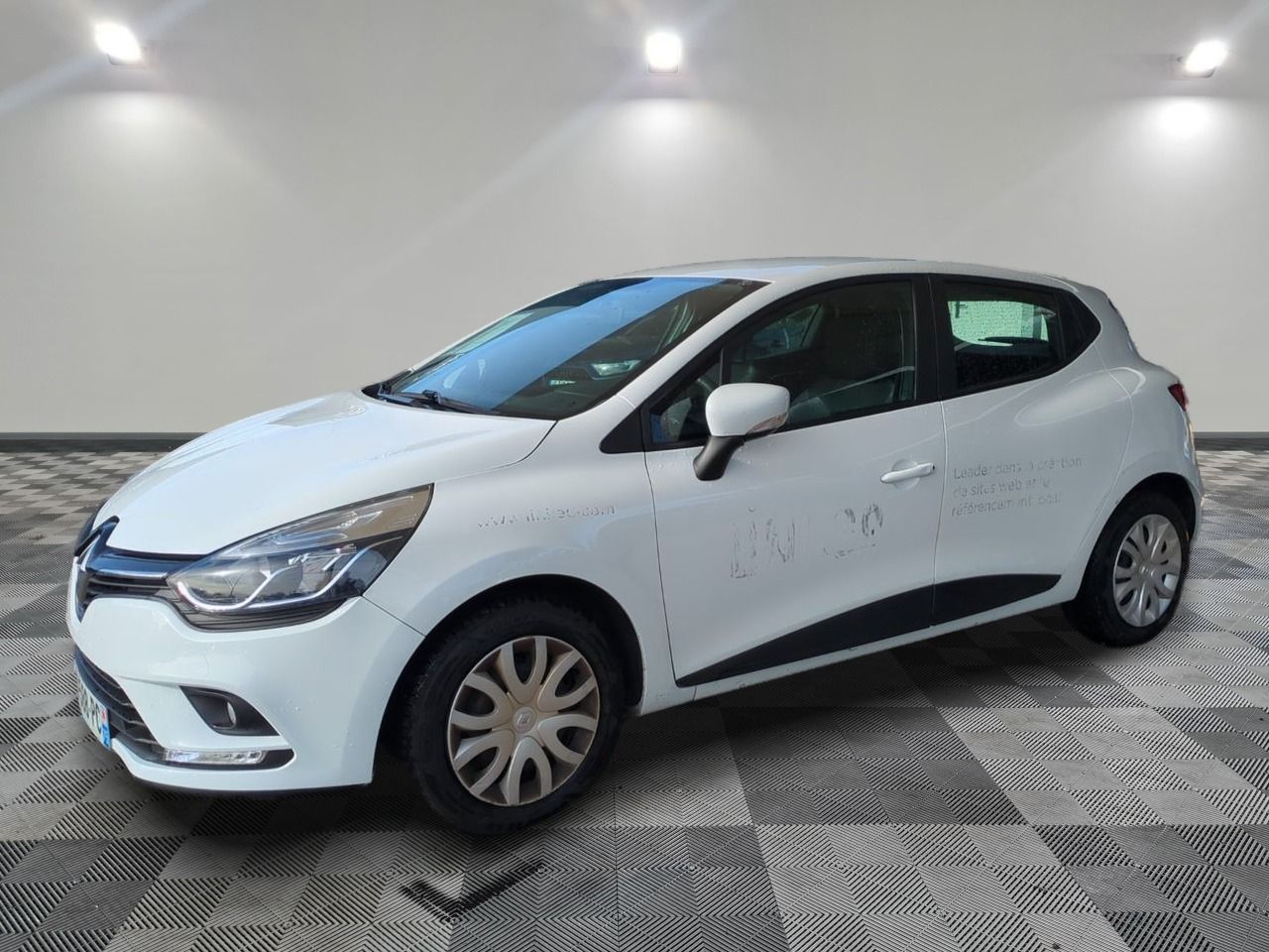 RENAULT - CLIO SOCIETE DCI 75 ENERGY AIR MEDIANAV - GO - Mis…