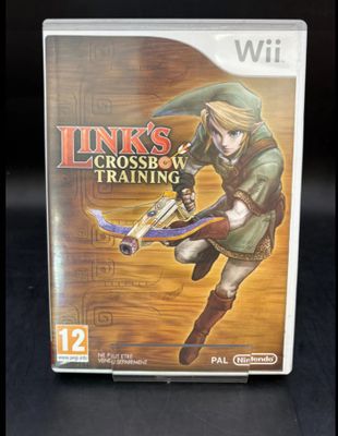 the nintendo wii game link ' s crossplay training is on display
