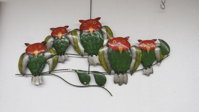 Décoration en métal peint d’hibou moderne