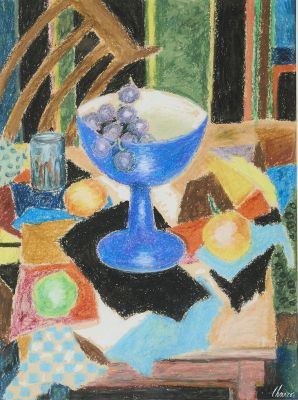 tableau représentant un bol bleu rempli de raisins et d'oranges posé sur une table