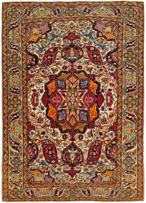un tapis oriental avec un motif floral sur fond blanc