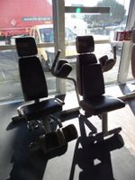 2 machines de musculation TECHNOGYM spéciales seniors