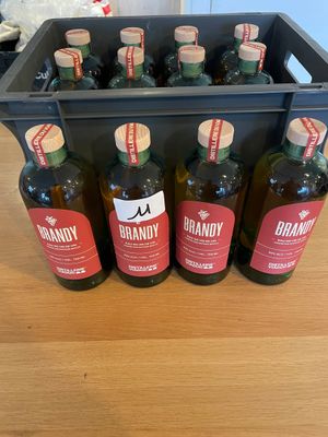 12 bouteilles de Brandy Spiritueux cuvée eau de vie de vin 4… - Photo 1