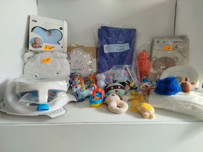 Gros lot -BEBE CONFORT MOTHERCARE MELLO-Articles de puéricul…