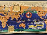 une carte du monde accrochée au mur
