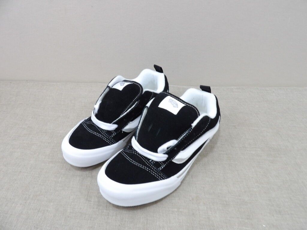 VANS - Taille 36 - Sneakers knu skool - NEUF sans boîte