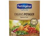 un gros plan sur un paquet d'engrais pour potager