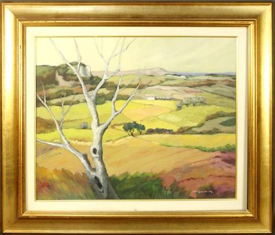 une peinture à l'huile représentant un arbre dans un champ d'herbe jaune
