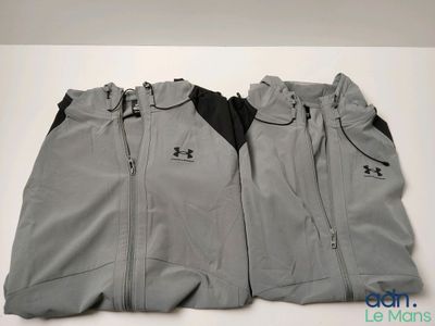 Les sous-vêtements de sport sont alignés et prêts à être enfilés