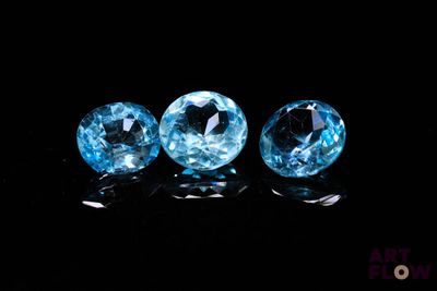trois topazes bleues topaze bleue topaze bleue topaze bleue topaze bleue topaze bleue topaze bleue topaze bleue topaze bleue topaze bleue topaze bleue topaze bleue