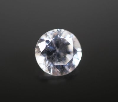 Diamant rond de taille brillant d'environ 0,33 carat sur pap…