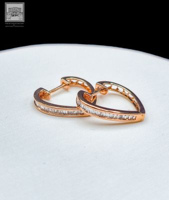 Paire de créoles coeur en or rose 750°/.(18K) ornées de diam…