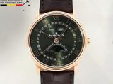 un gros plan d'une montre-bracelet au cadran vert