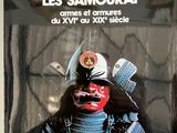 un livre sur lequel figure l'image d'un samouraï