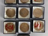 neuf sortes de chocolats différentes dans une boîte
