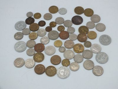 Petit lot de pièces de monnaie en vrac (France et Monde) - Photo 1