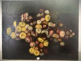 une peinture de fleurs dans un vase sur une table