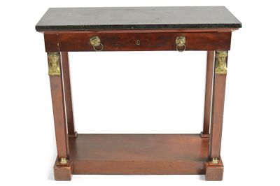 une image d'une petite table en bois avec un plateau en marbre