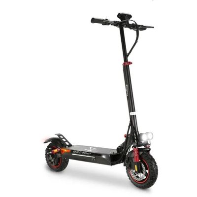 une image d'une trottinette électrique sur fond blanc