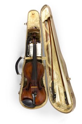 Violon allemand fait au XVIIIème siècle, portant étiquette «…