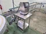 a machine that is sitting on a table in a room