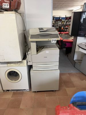 a lot of appliances that are on display in a store