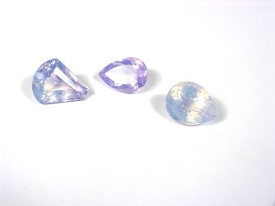 3 améthystes poire 25.75 cts 22.5x19.4x12.6 n°52994824