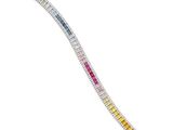 un bracelet en diamants multicolores sur fond blanc