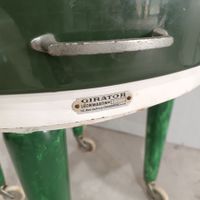 "Girator" en métal relaqué ou meuble de dentiste de forme ci… (photo 6)