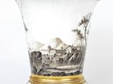 un vase orné d'une scène de vie à la ferme