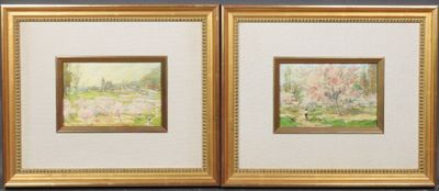 deux tableaux encadrés représentant des arbres dans un champ parsemé d'herbe et de fleurs