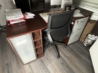 Bureau en mélaminé