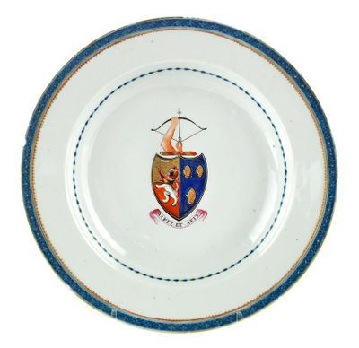 an image of a plate with a coat of arms on it