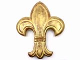 fleur de lys dorée sur fond blanc
